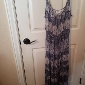 Lulu's maxi dress